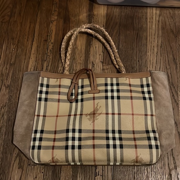 Burberry Handbag - Burberry Purse - Womens Accessories -  Womens Bags - Gifts - Picture 2 of 10